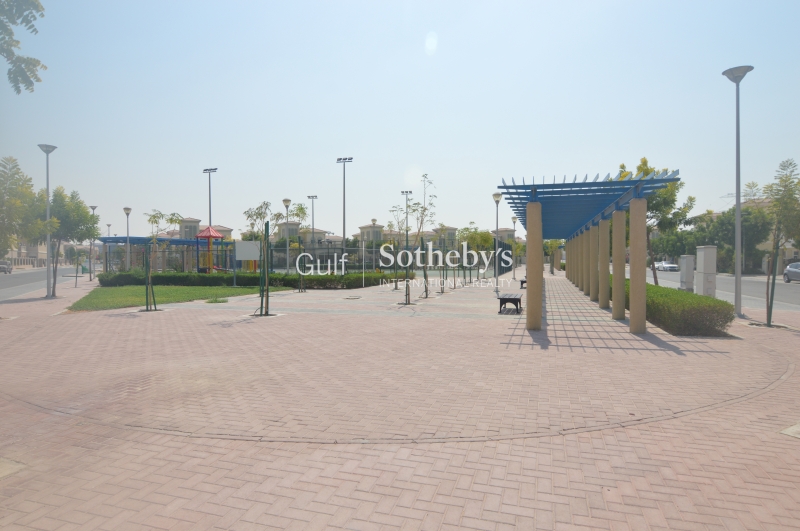 Stunning 1 Bedroom With Garden Zaafran Old Town Dubai Er R 12636