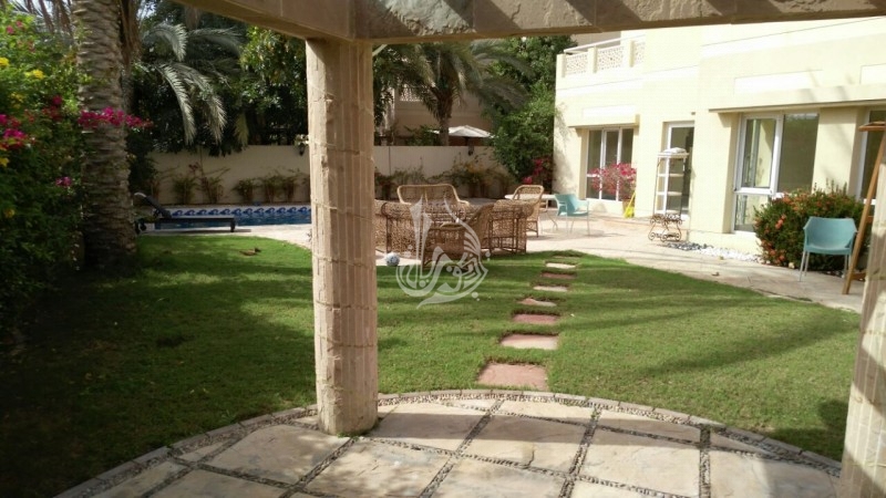 Upgraded 6 BR Villa with Lake View in Meadows 5