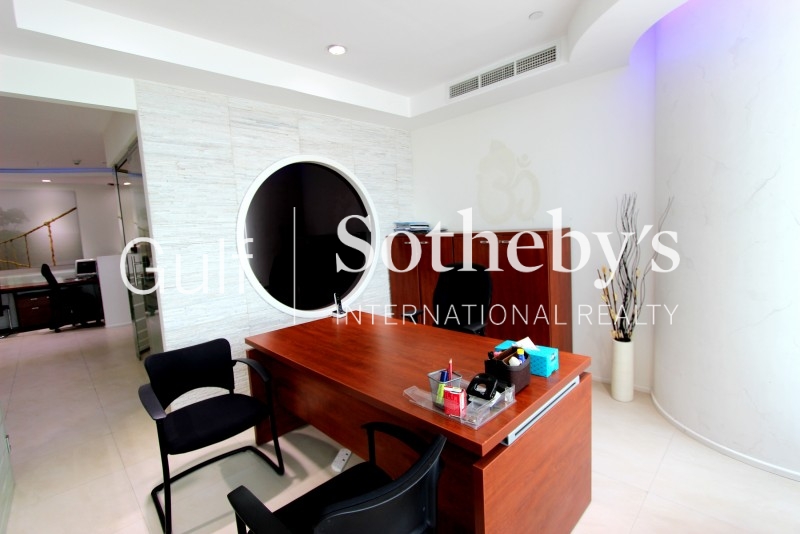 2 Bedroom Partial Sea View High Floor Jbr