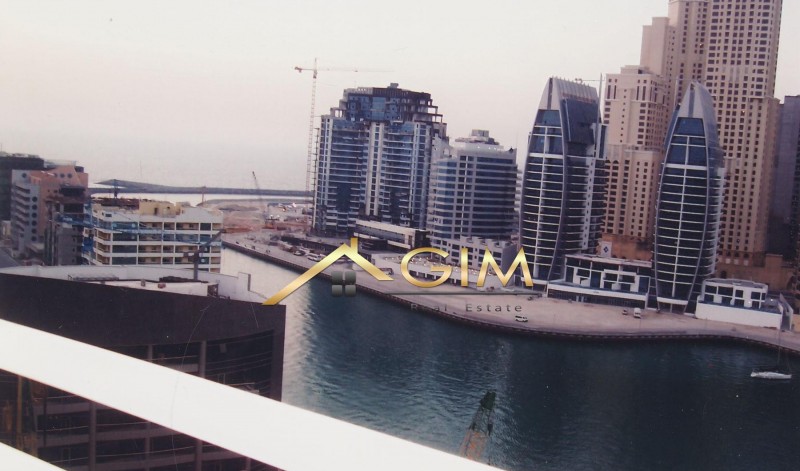 Corner Unit,1br With Partial Marina View In Manchester Tower,dubai Marina