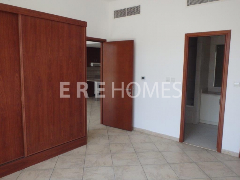 Upgraded Meadows 9 Villa 5 Bed With Pool And Lake View Er R 15046