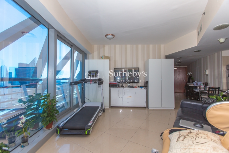 Best Priced 2br Apartment Park Tower Difc 