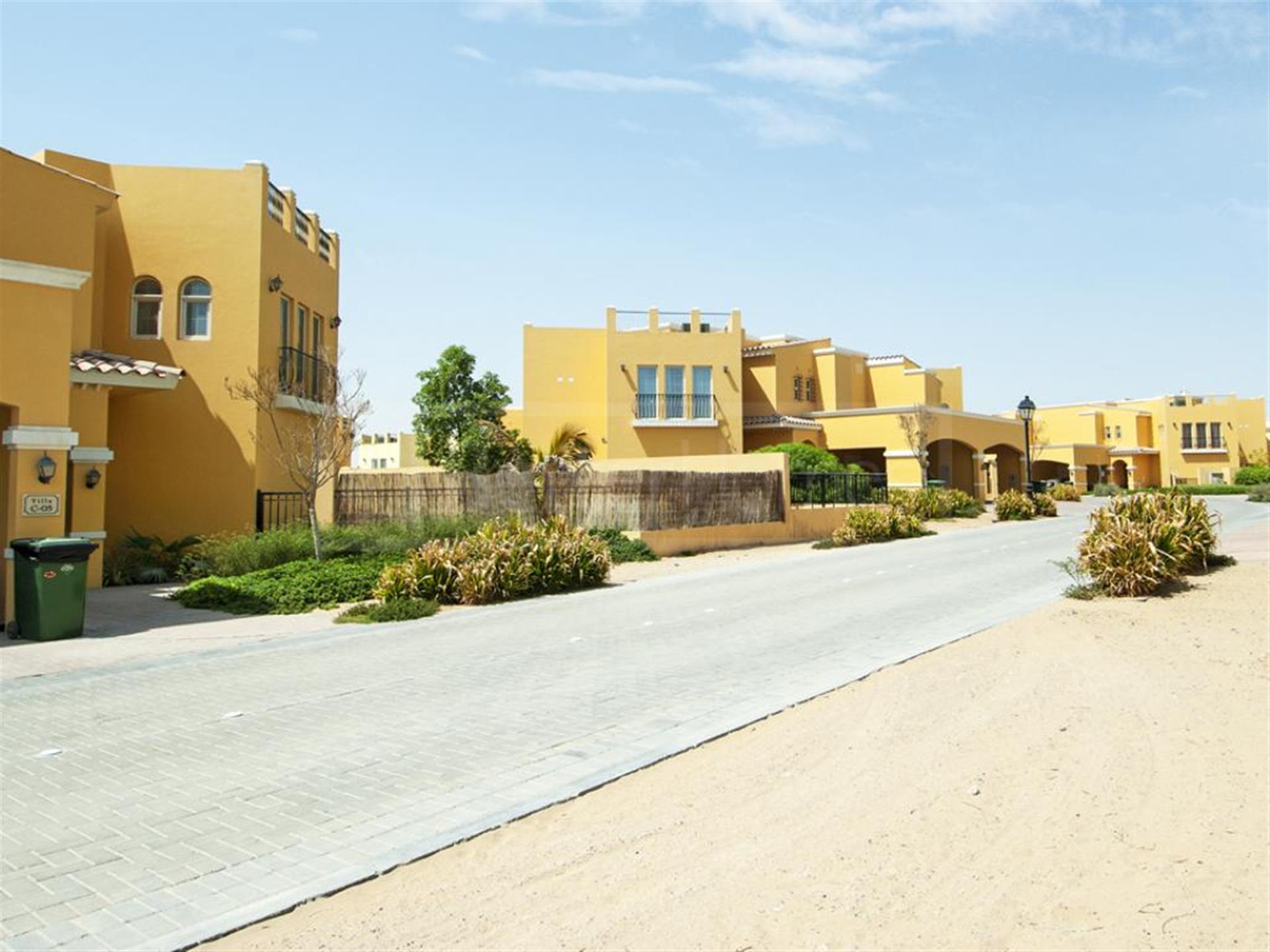 Unfurnished Villa Next To Community Clubhouse