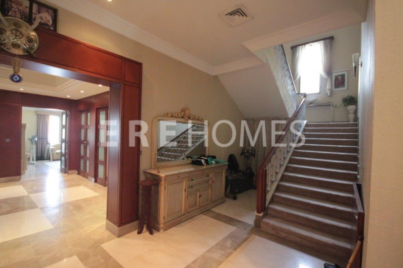 Luxury Six Bedroom Villa In A Prime Location In The Heart Of Emirates Hills Er S 7679
