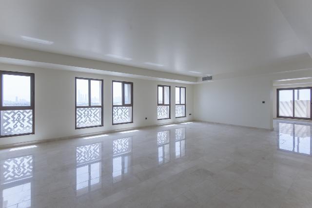 Balqis Residence-Sea View-3br Penthouse