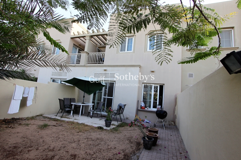 4m Springs 11, 2 Bed, Available July 7th