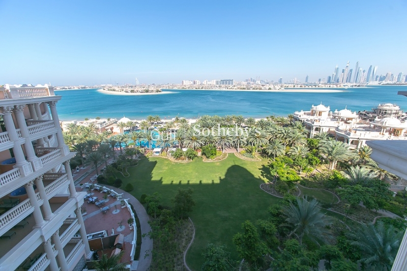Marina Promenade, Large 1 Bed,