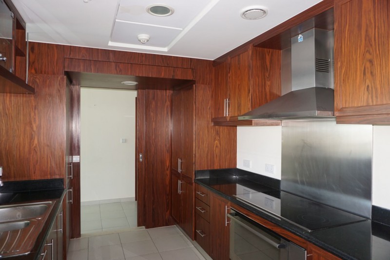 Exclusive Mid Number Immaculately Kept And Upgraded, Fully Furnished Grand Foyer Garden Home-Palm Jumeirah Er S 6125