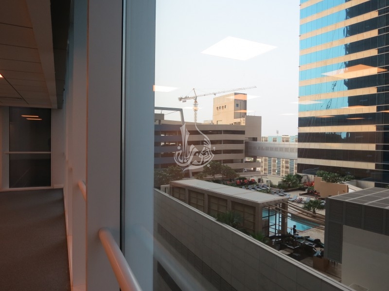Fully Fitted Office Space On Sheikh Zayed Road