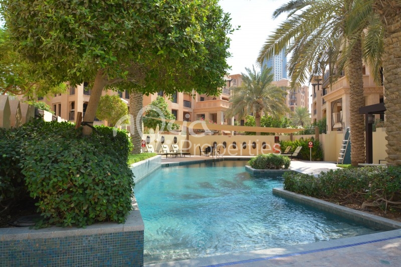 Highly Sought After 2br Unit In Old Town