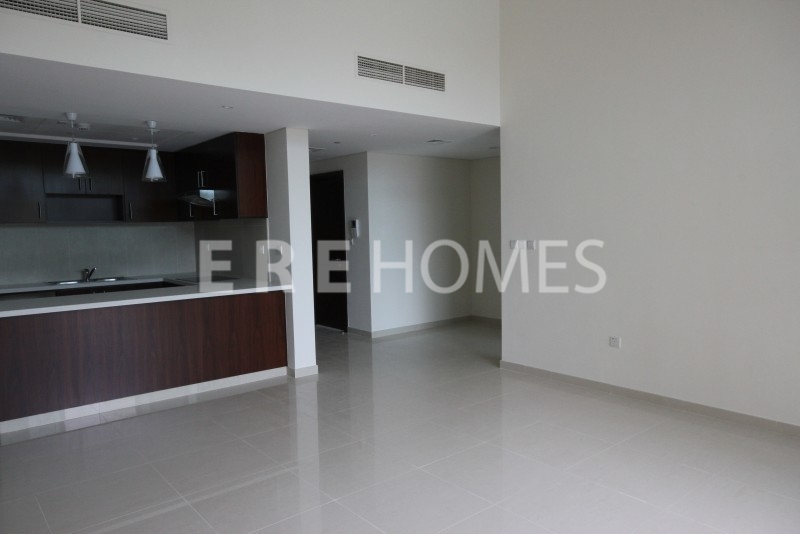 Large 2 Bed Apartment With Large Terrace-Golf Course View-Panorama Tower Er R 12226 