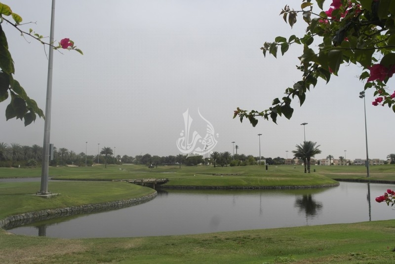  Villa with Golf Course View in Meadows