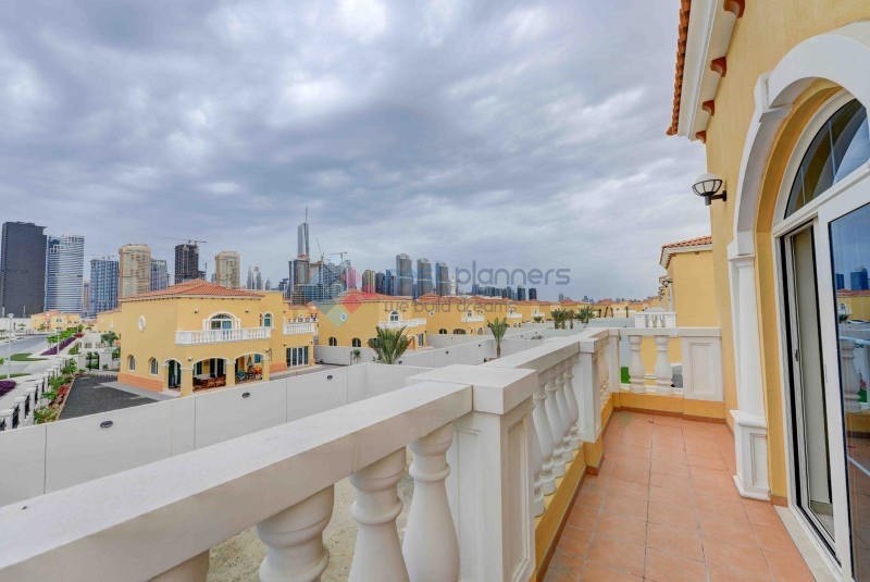 Huge Plot - Corner Villa - Amazing Price - Vacant 5 Bed Legacy - Jum Park