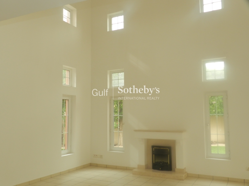 2 Bedroom Duplex With Terrace Er R 13098