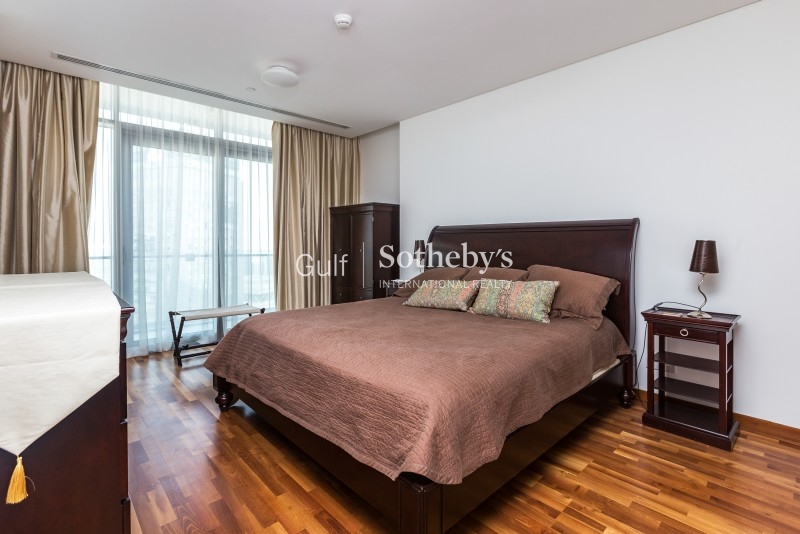 Emirates Hills Lake View Villa W Sector 