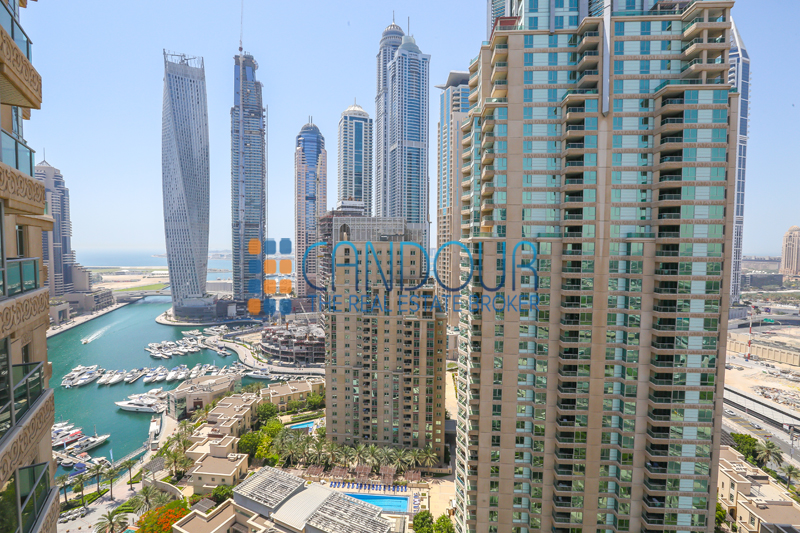 Luxurious Furnished and Upgraded Apartment - Available NOW