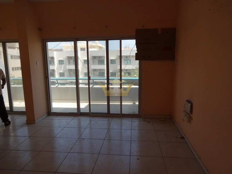 1bedroom W/parking Near Al Karama/bur Dubai
