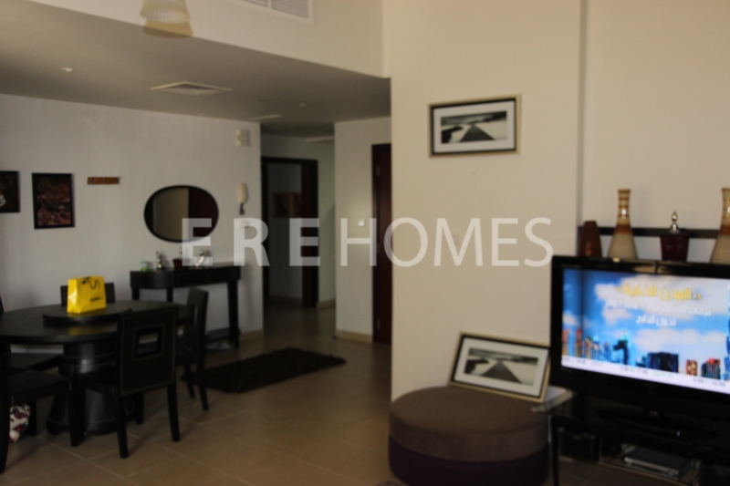 Fantastic 3br Legacy Small On A Large Plot