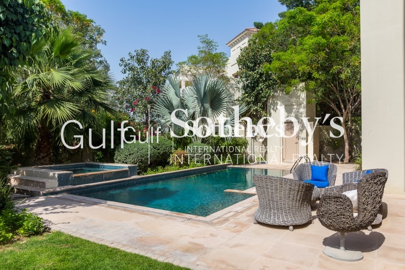 Emirates Hills Villa Full Golf Course View