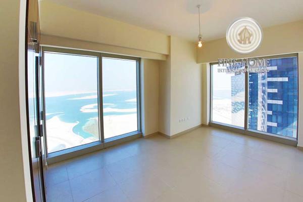 Apartment In Gate Tower 2