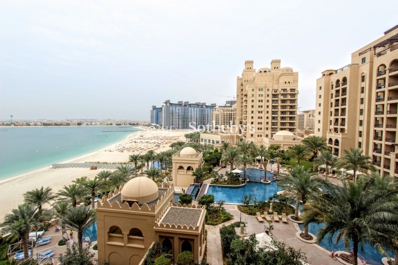 Beautiful Spacious Apartment Sea View 