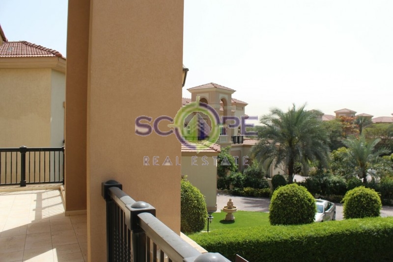 Villa For Sale In Jumeirah Island