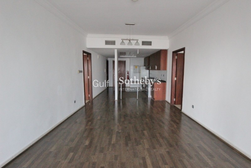 Large 8425 Sq Ft Plot, Quiet Location Er S 6362