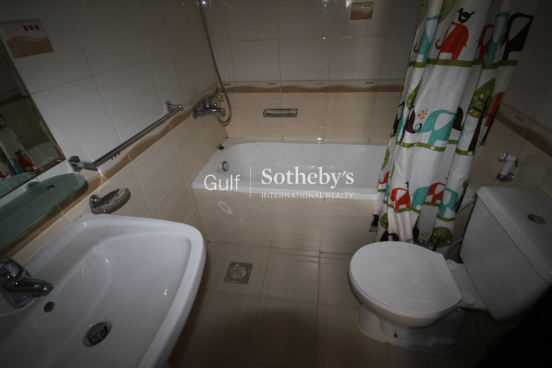 Fully Furnished 4 Bedroom For Rental Available Now Er R 14070