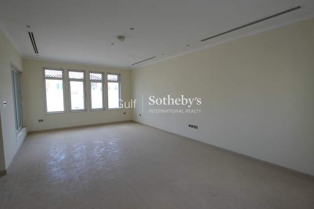 Regional Style Villa With Large Plot 