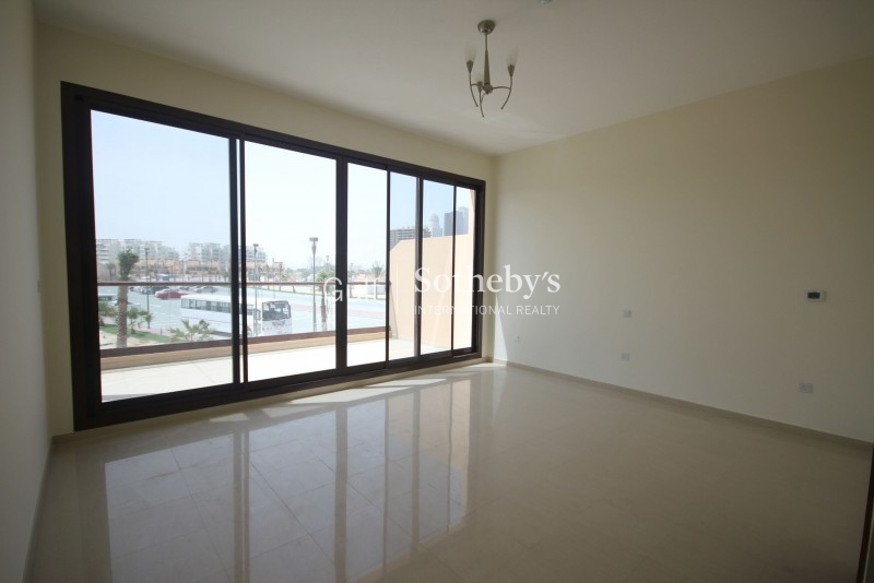 Custom Signature Villa Marina Skyline View