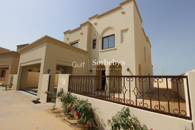Great Price Casa 4BR Type 5 Close to Pool