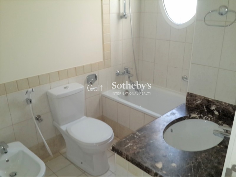 Immaculate 3 Bed Huge Plot In District 5