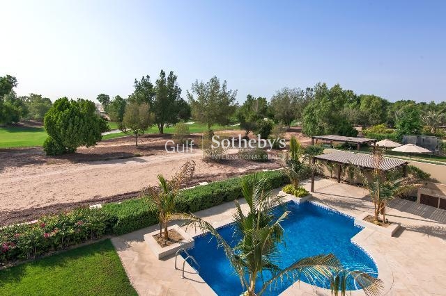 Superb 2 Bed + Maid'S Room Available Immediately On Shoreline, Palm Jumeirah. Call Patrick For More Details. Er R 8020