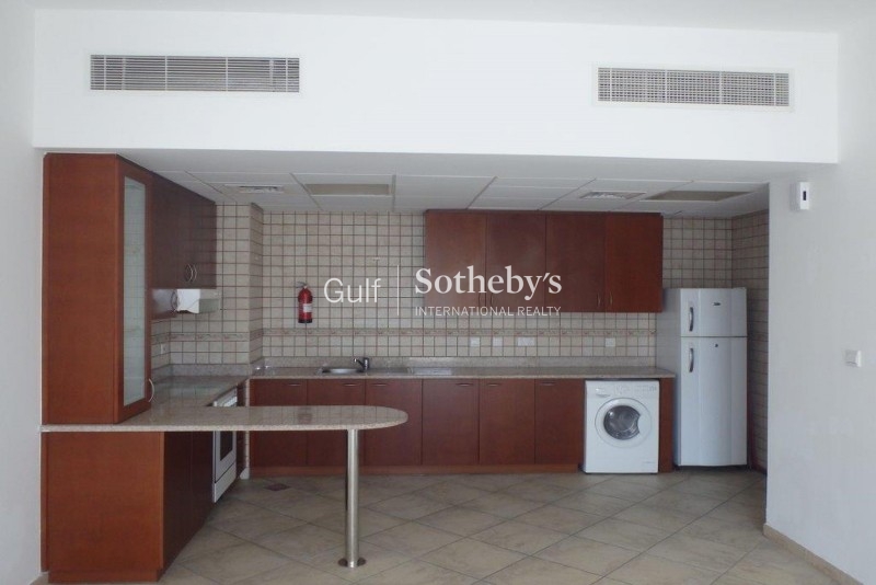 Shell And Core Office For Sale In Boulevard Plaza, Downtown-Er-S-3368