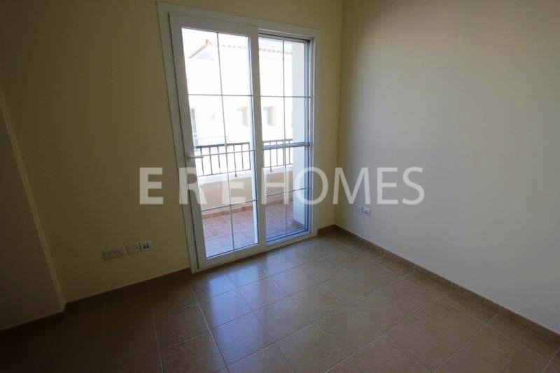 5 Bedroom Grand Foyer 2 Villa Palm Jumeirah Available Now Er R 10436