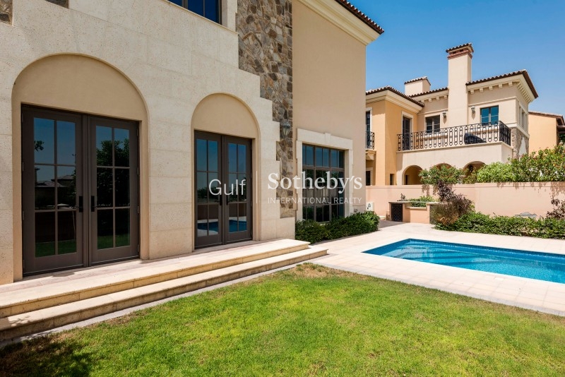 Vacant Muirfield With Golf Course View