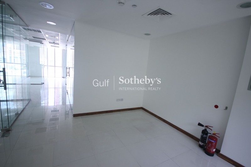Fully Furnished, One Bedroom Apartment 