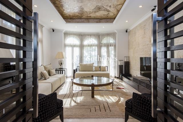 Fully Upgraded 4 Bedroom Canal Cove Villa 