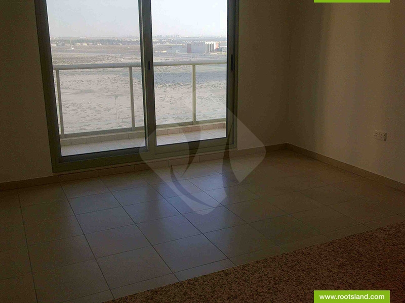 Ready to move in, well maintained apartment.