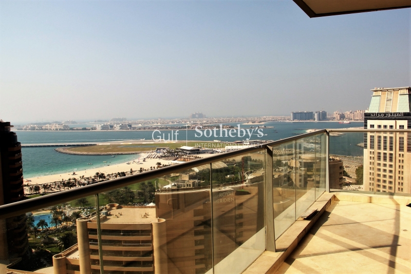 Fabulous 2 Bed Plus Maid With Sea View