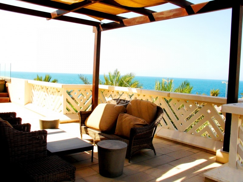 5 Bed Villa With Stunning Sea View In Palm Jumeirah
