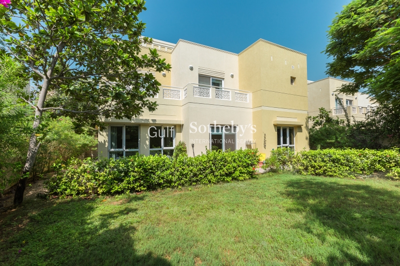 Exclusive-5br Villa Type 11-Meadows 4