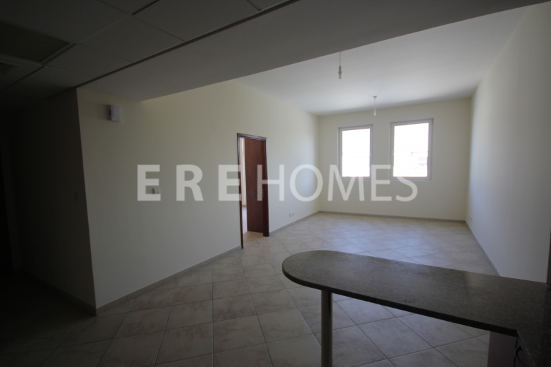 Spacious 1 Bedroom Apartment In Widcombe House Available Now Er R 15787
