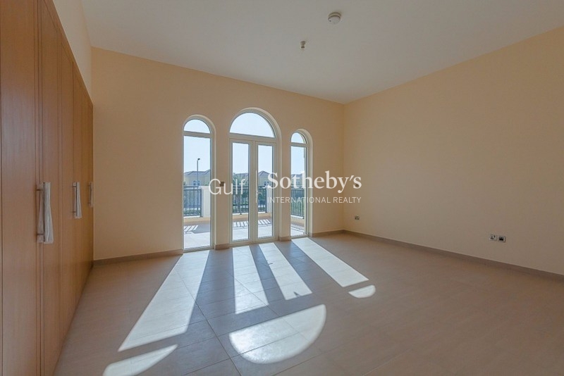 Attractive 3 Double Bedroom Semi Detached