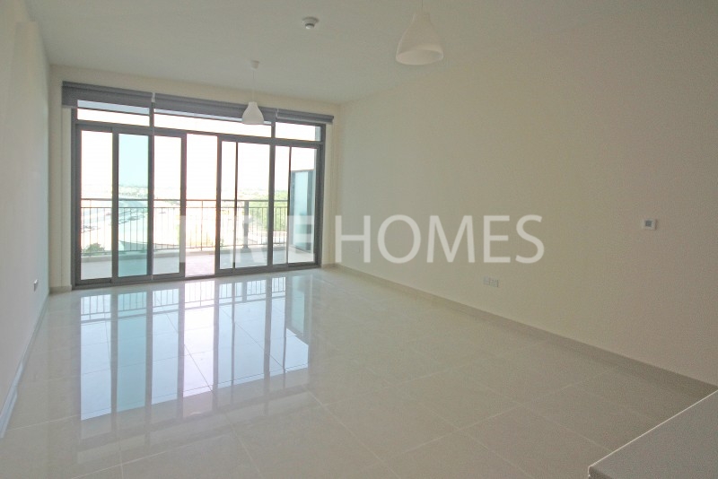 Price Reduction! Fantastic Frontier Villa With Private Pool Er R 9296