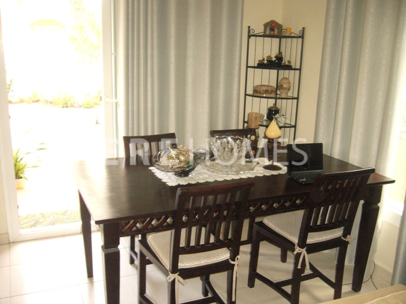 Original Six, Large Three Bed Plus Maid, Fully Fitted Kitchen, Unfurnished, 240,000 Er R 11057