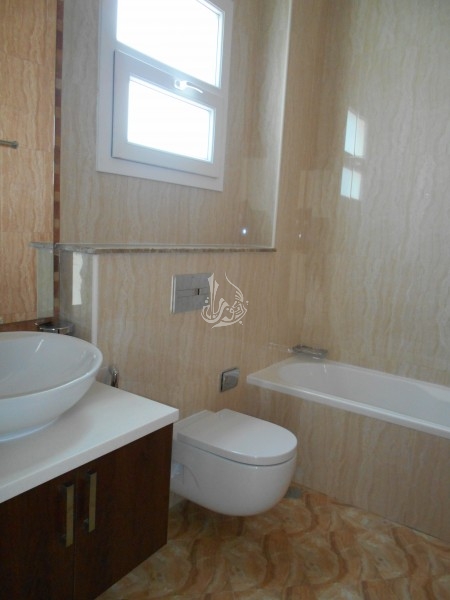 Fully Furnished 1 Bed Apt In Montrose Residence B
