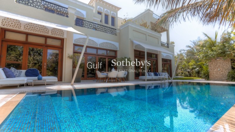B-Type With 18500 Sq.ft. Plot On The Lake 