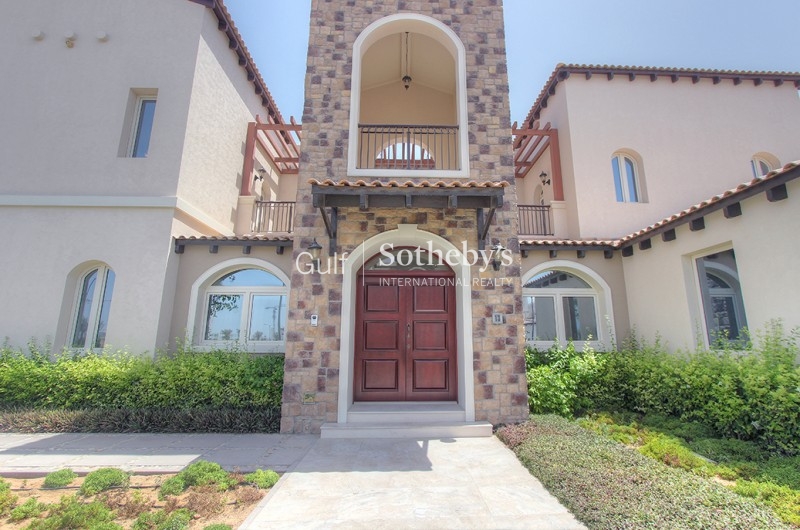 Family Home With Unequaled Interior Finish