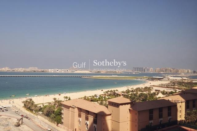 Fully Furnished Three Bedroom-Sadaf